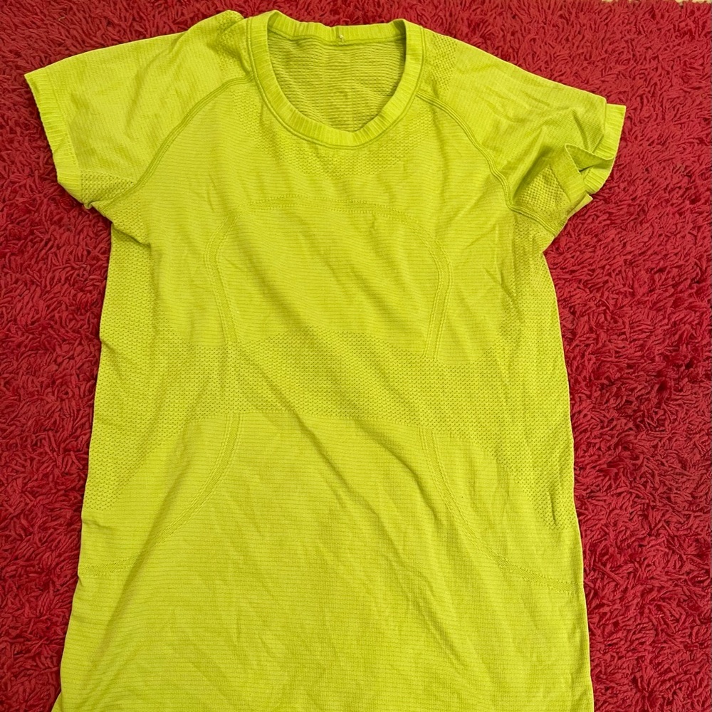 Lululemon swiftly tech tee